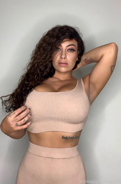 fionagirlsoho/1051x1597_e5870ed3db303c86724ca3cd2a705684364857.jpg
