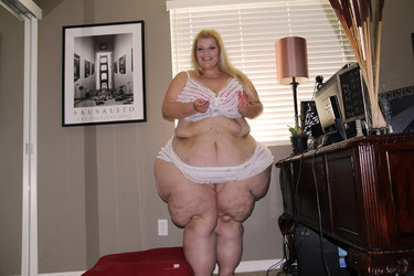 Jenni Bombshell (276-288)/set281/images/Jenni (13).jpg