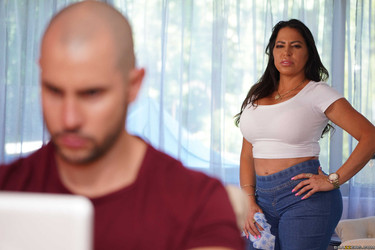 DirtyMasseur - 19.10.25 - Julianna Vega - Massaging My Friends Mom - Pic Set Only/0022.jpg