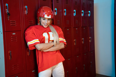 Girls Locker Room/1_027.jpeg