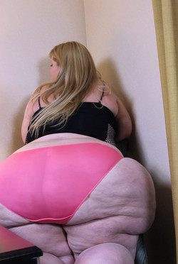 Jenni Bombshell (276-288)/set277/images/Jenni (14).jpg