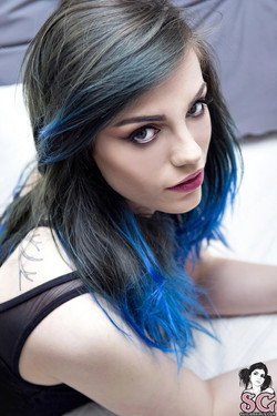 Lovia Minipack/SuicideGirls.com - Lovia - It's a Blue Blue World/02.jpg
