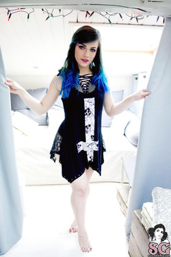 Lovia Minipack/SuicideGirls.com - Lovia - It's a Blue Blue World/04.jpg