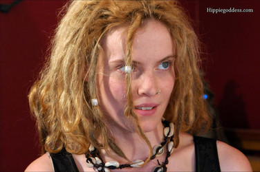 Robin Redhead/Pictures/Hippie Goddess/Ingress & Lacey 6/inglac6s023.jpg