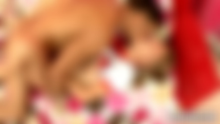 Nicole Ray/Screen Caps/18YO 'High School Facial' (9.12.08).mpg_snapshot_25.15_[2015.09.22_00.07.22].jpg