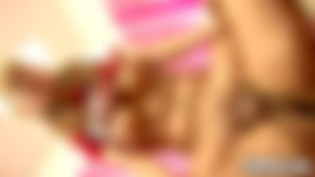 Nicole Ray/Screen Caps/18YO 'High School Facial' (9.12.08).mpg_snapshot_32.46_[2015.09.22_00.19.42].jpg