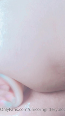 [Onlyfans] Unicornglitteryblood Video Pack/Unicornglitteryblood10.m4v