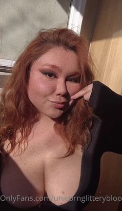 [Onlyfans] Unicornglitteryblood Video Pack/Unicornglitteryblood111.m4v