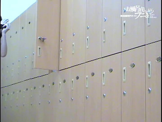 05036_140 - Changing Room Teens.mp4