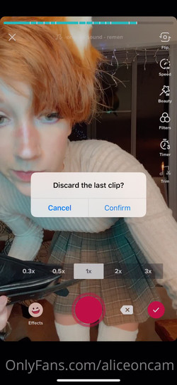 [OnlyFans] Alice White aka Aliceoncam Rip (2017-2023) videos/06517f426a01460cc19be412b4a7c9e466ed4b7425f77d79921aac4c14a4a55d.m4v