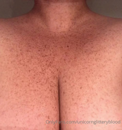 [Onlyfans] Unicornglitteryblood Video Pack/Unicornglitteryblood125.m4v
