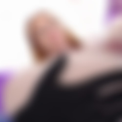 Another anal training sesh for Madison Morgan's bubble butt.mp4